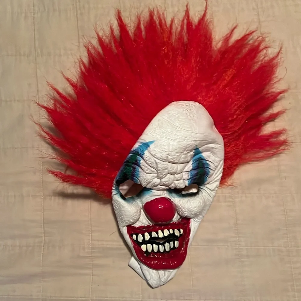 KIDS CLOWN MASK WITH WIG